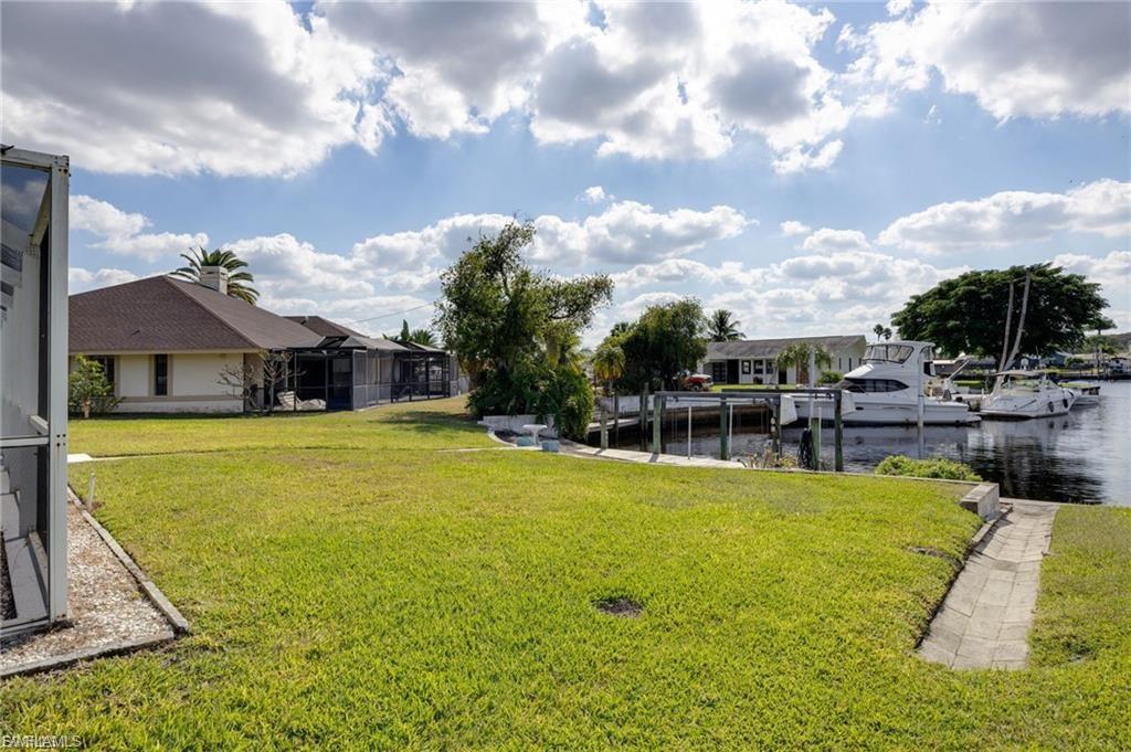 RIVER FOREST ISLAND - Residential