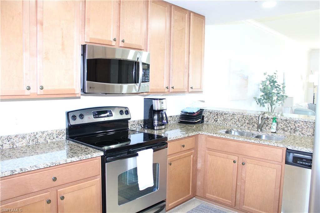 HERITAGE BAY - Residential Lease