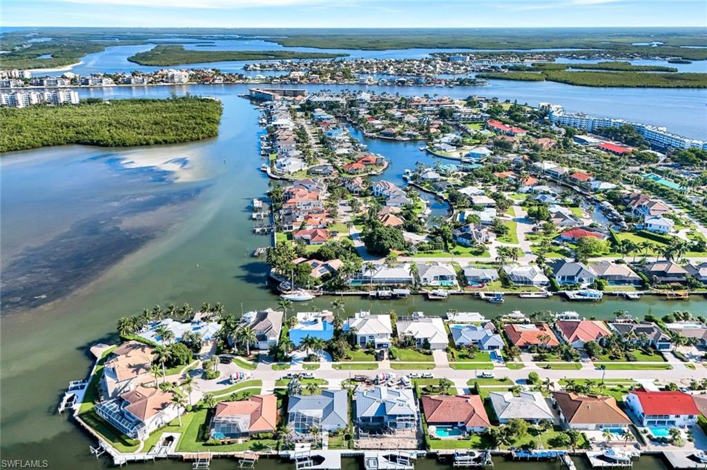 MARCO BEACH - Residential