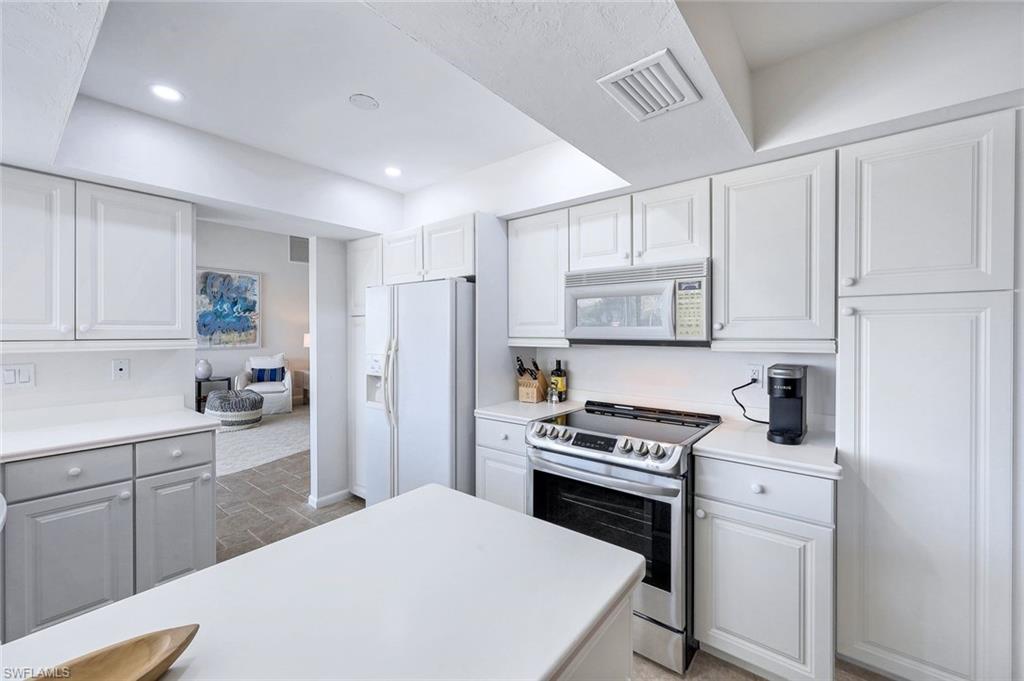 MARCO BEACH - Residential