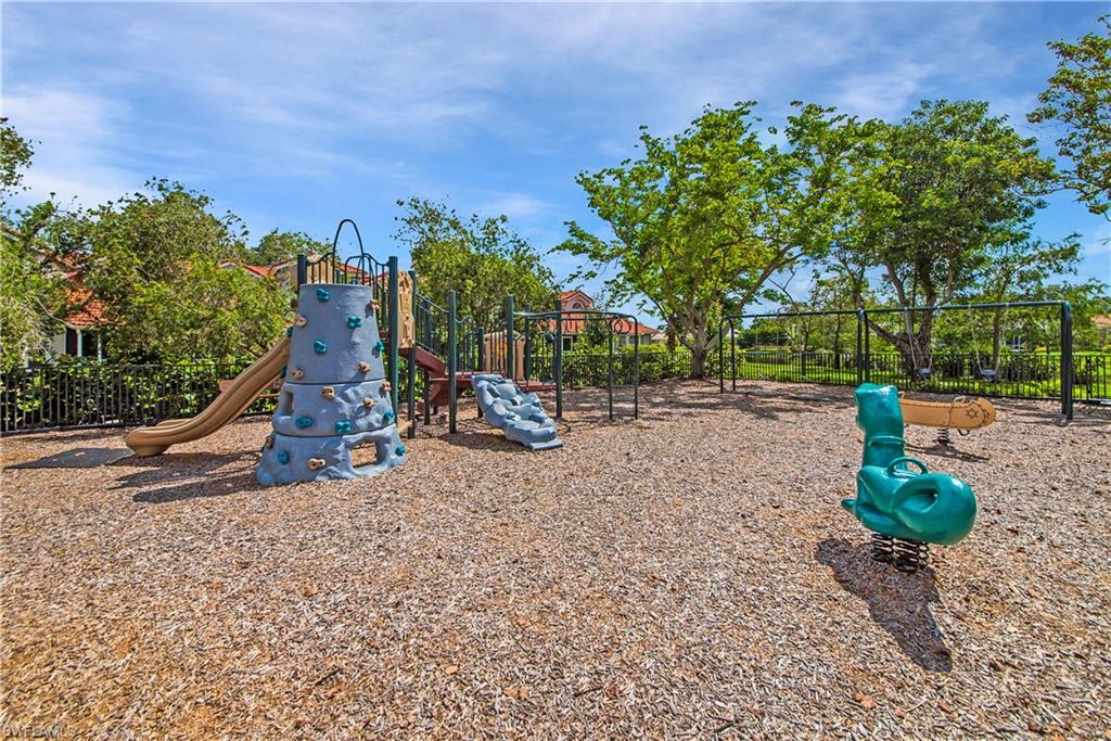 MONTEREY - Residential