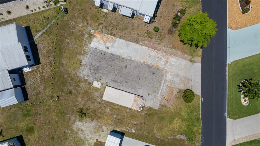 SPRING CREEK VILLAGE - Land