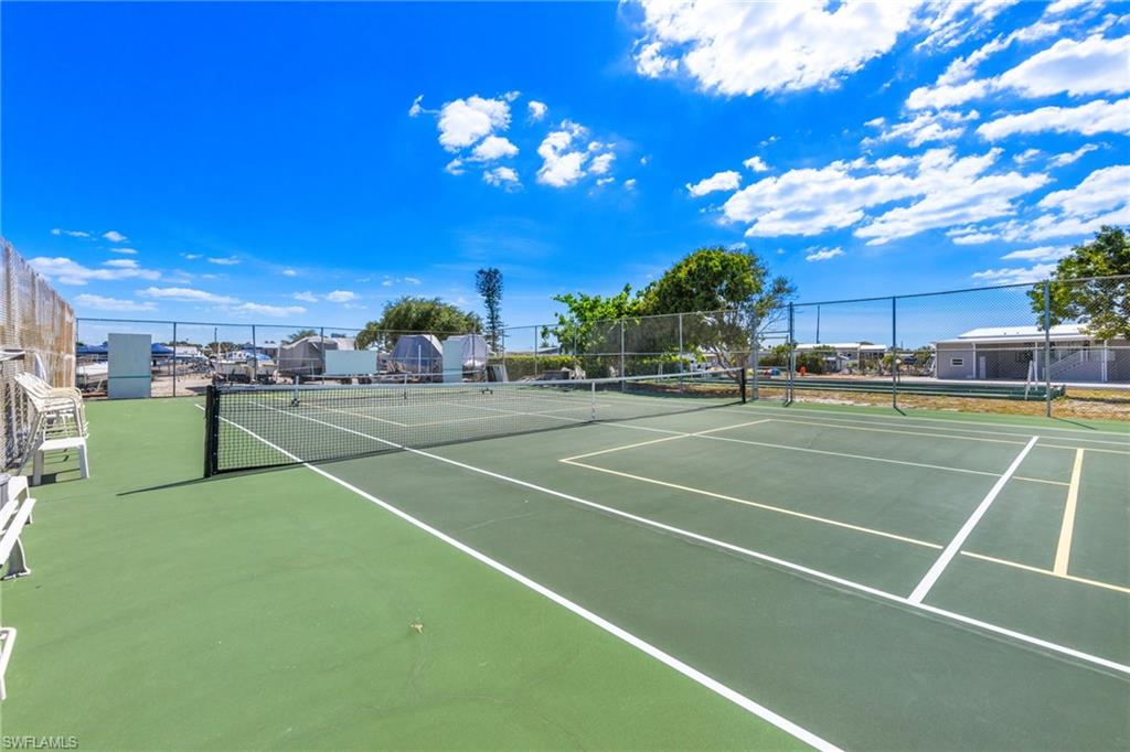 SPRING CREEK VILLAGE - Land