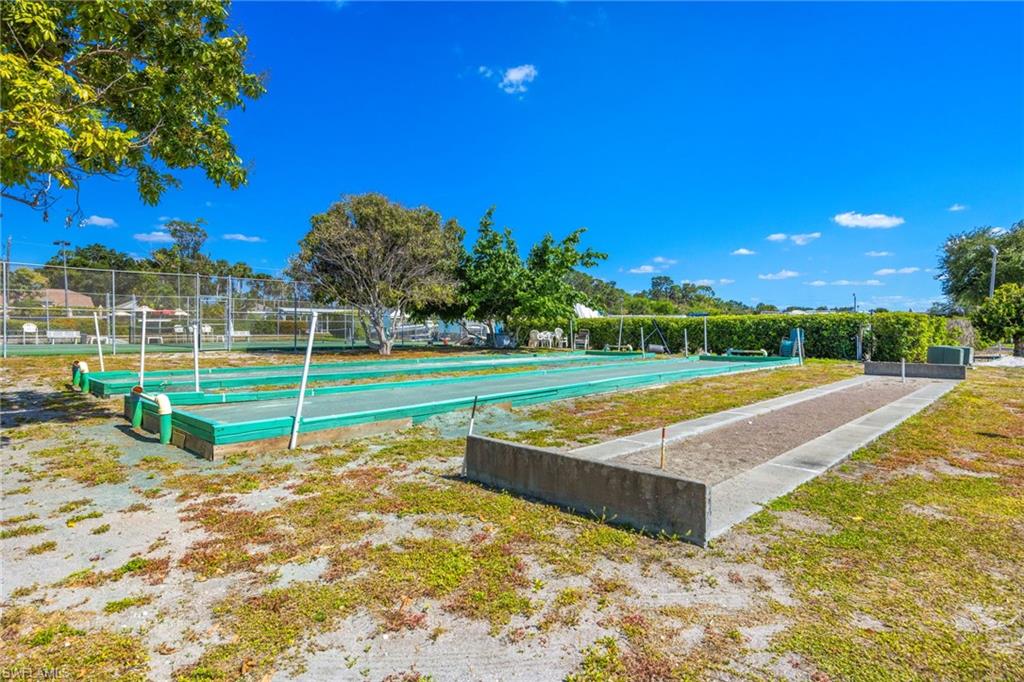 SPRING CREEK VILLAGE - Land