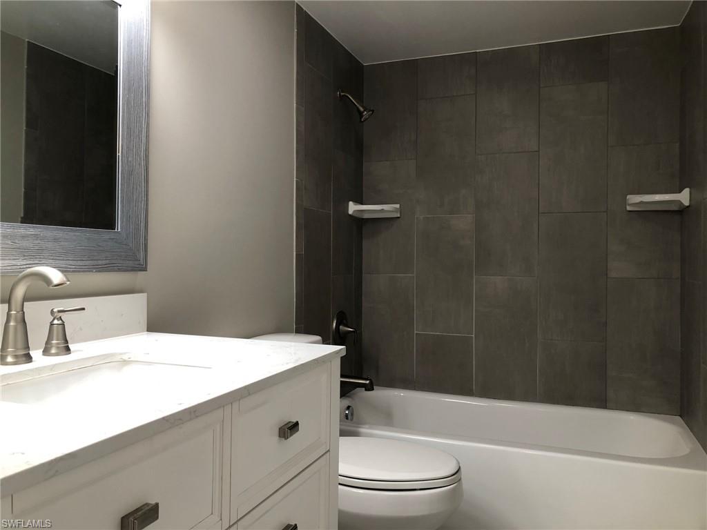 LOCHMOOR VILLAS - Residential Lease