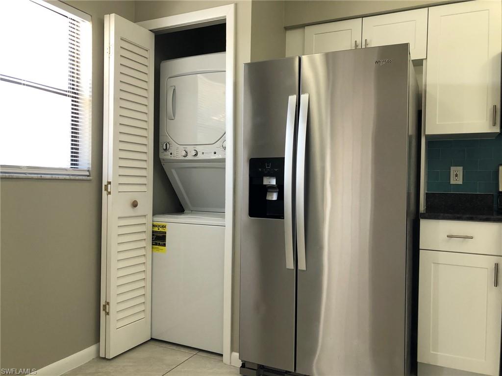 LOCHMOOR VILLAS - Residential Lease