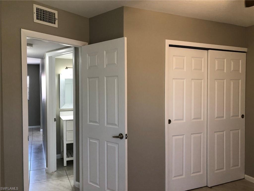 LOCHMOOR VILLAS - Residential Lease