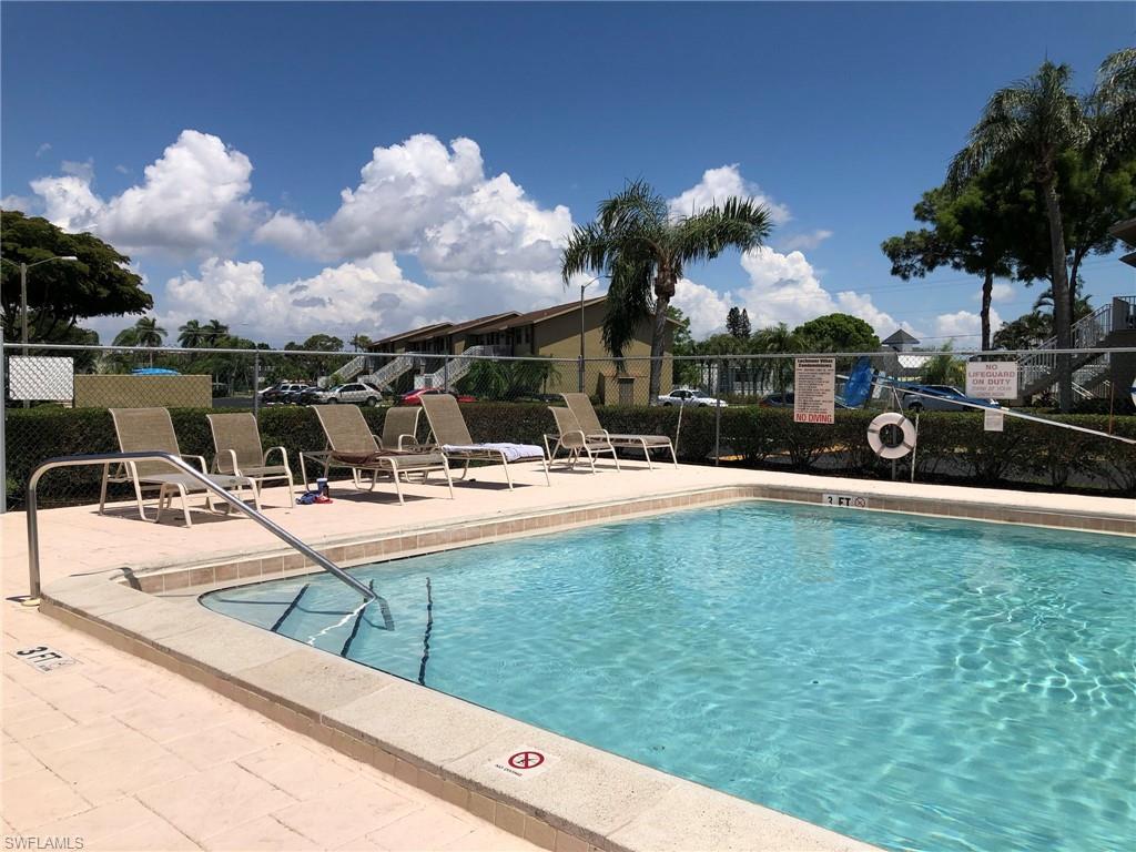 LOCHMOOR VILLAS - Residential Lease