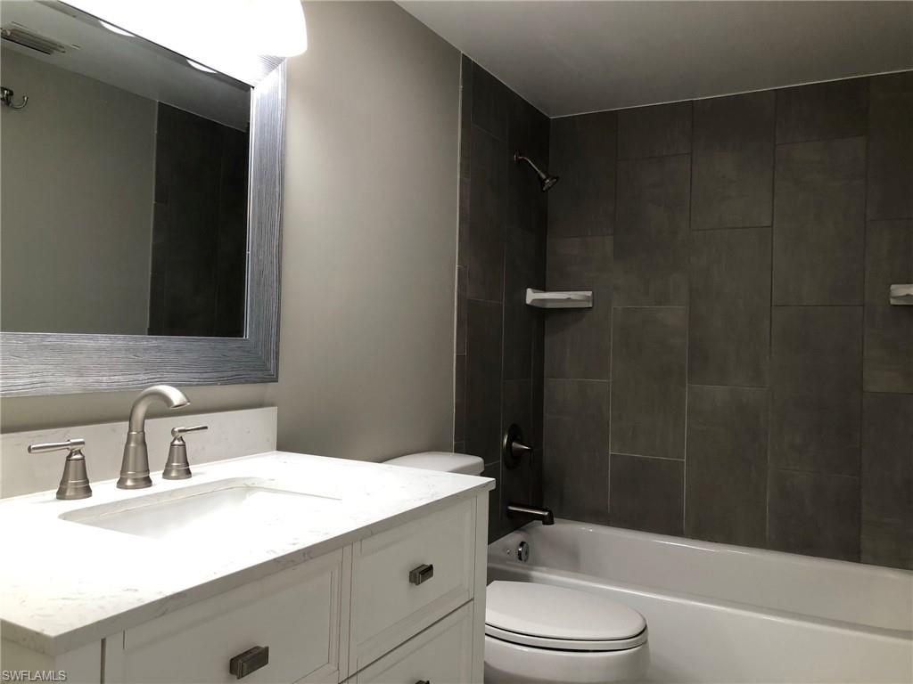 LOCHMOOR VILLAS - Residential Lease