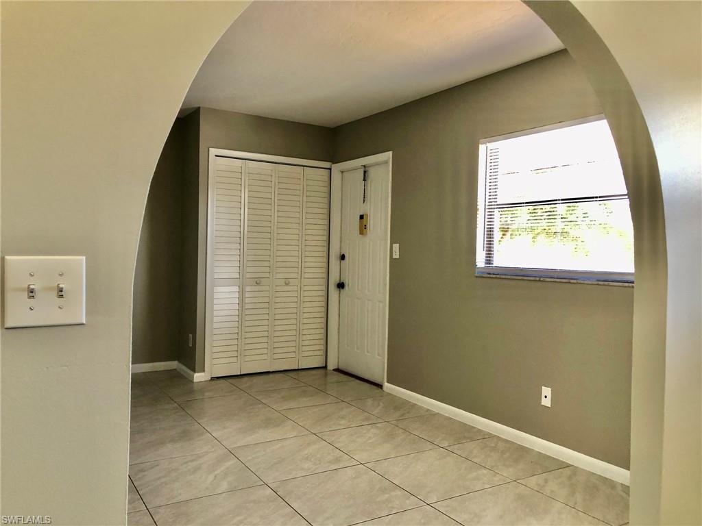 LOCHMOOR VILLAS - Residential Lease