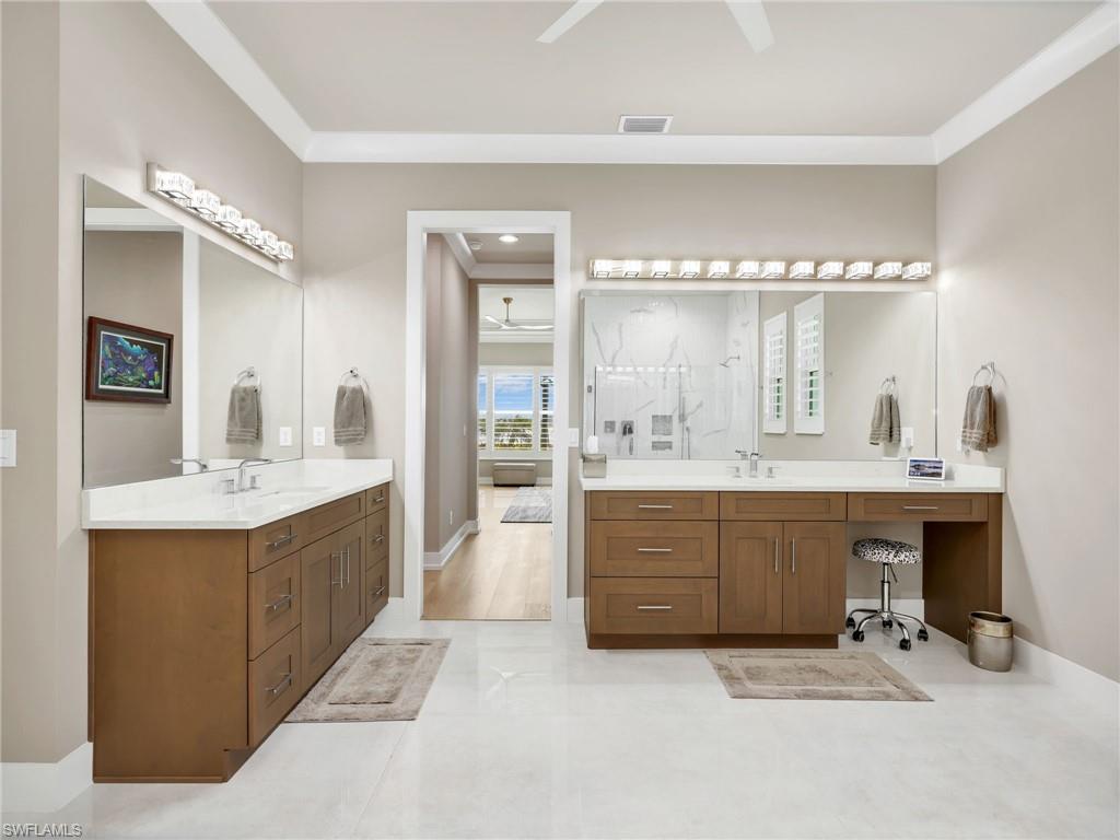 SEVEN SHORES - Residential