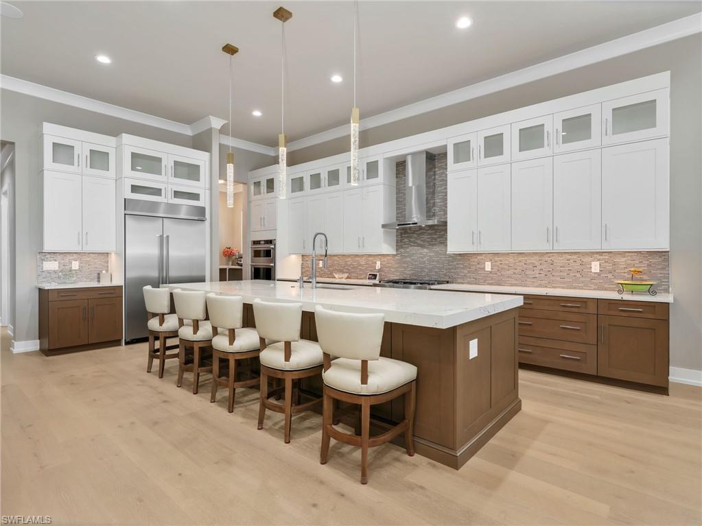 SEVEN SHORES - Residential