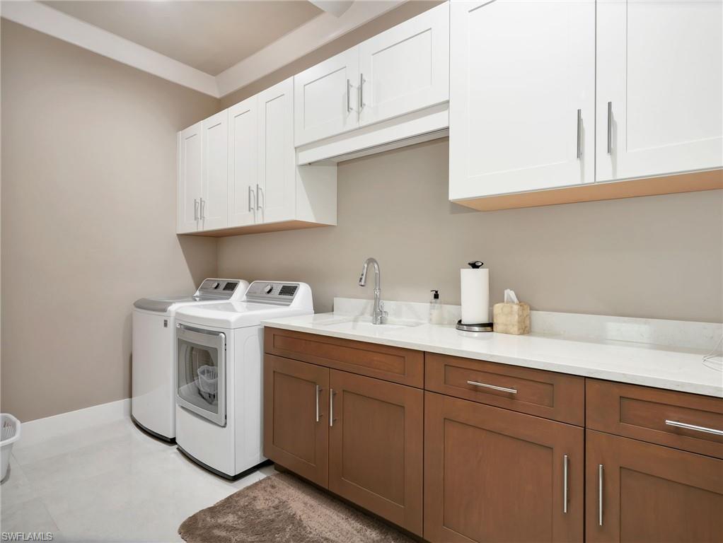 SEVEN SHORES - Residential