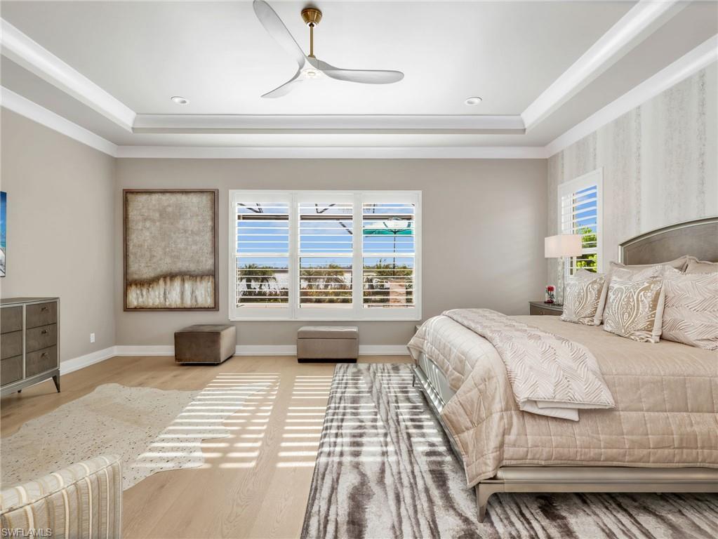 SEVEN SHORES - Residential