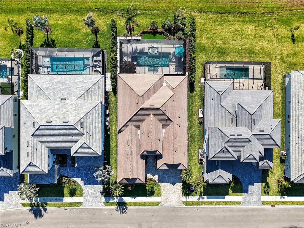 SEVEN SHORES - Residential
