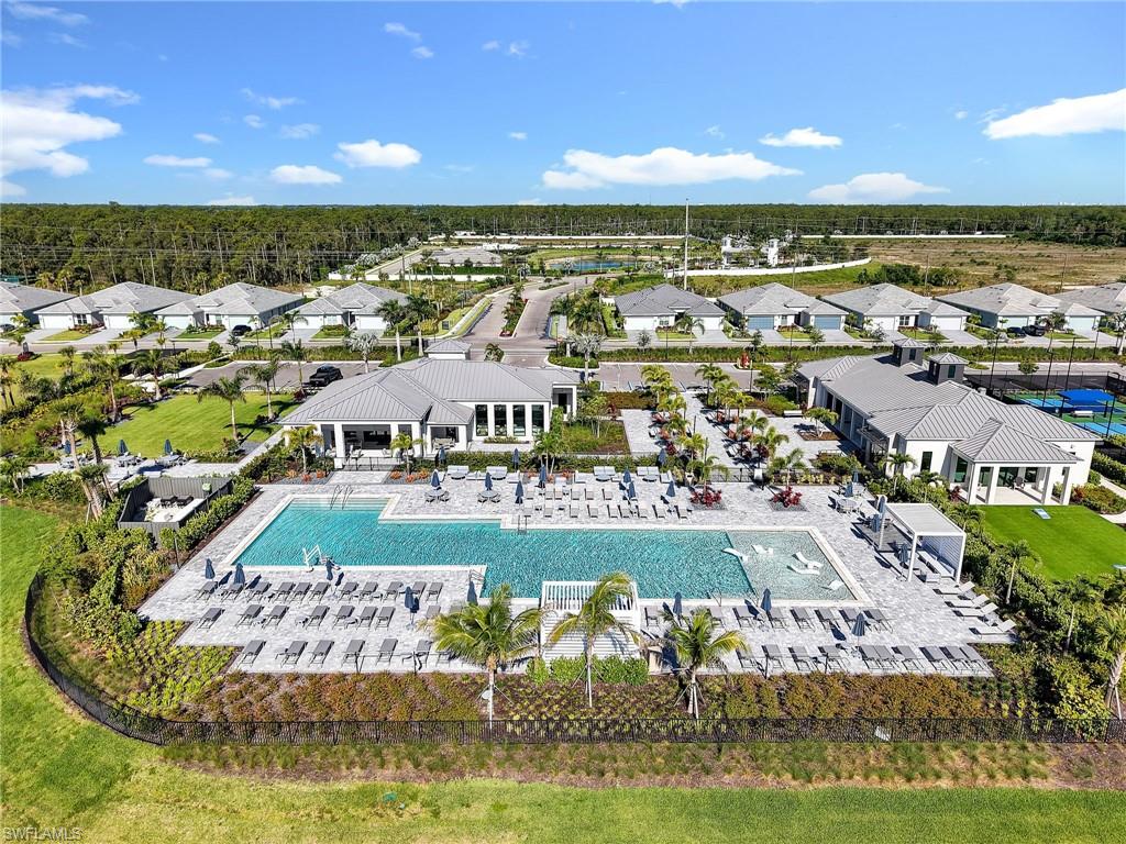 SEVEN SHORES - Residential