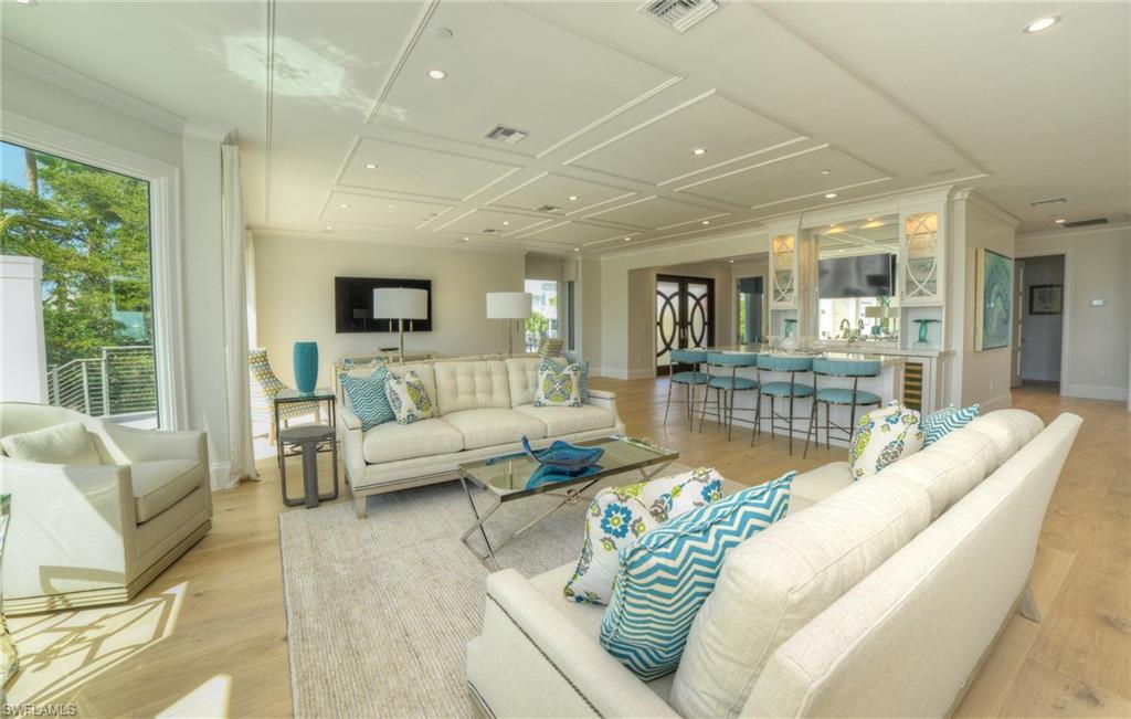 BAREFOOT BEACH - Residential