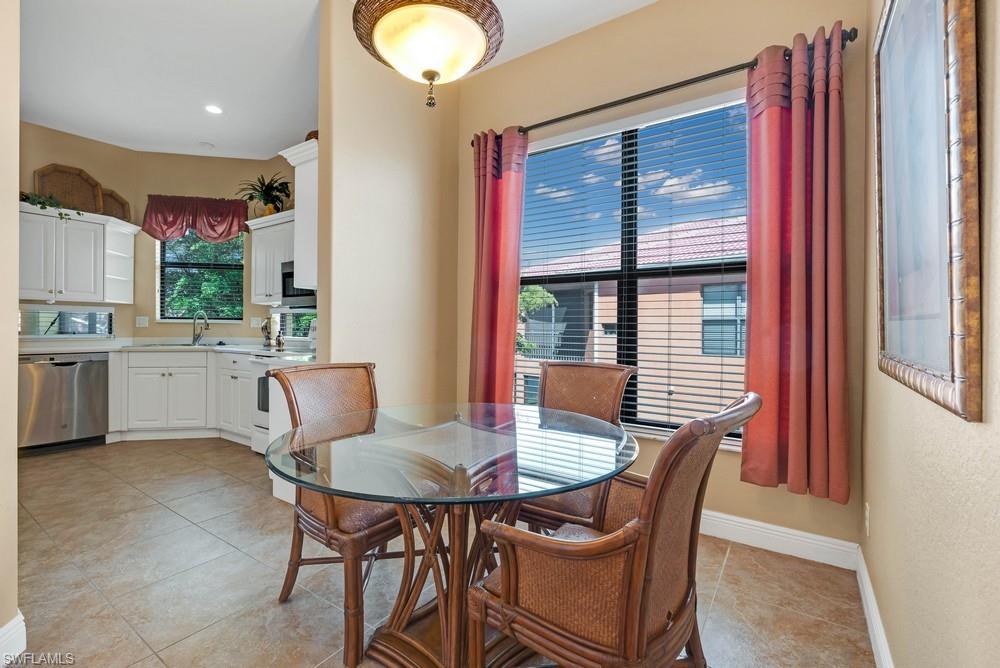 PRENTISS POINTE - Residential