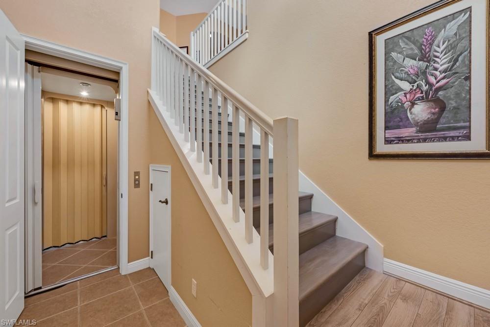 PRENTISS POINTE - Residential