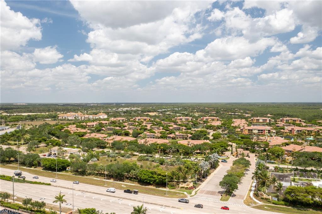 ESTERO SPRINGS - Land