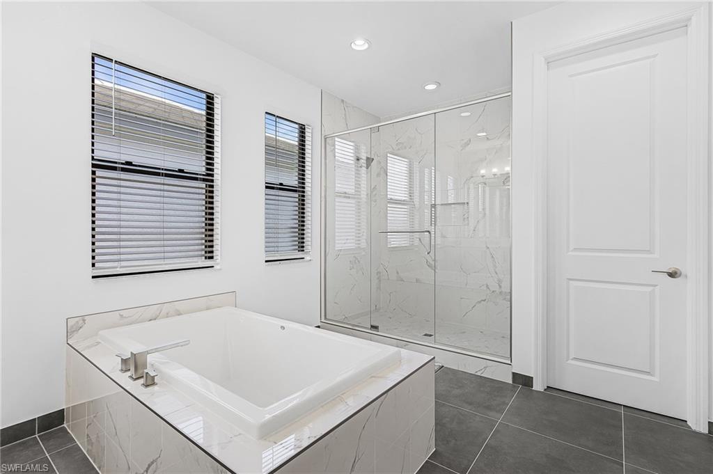 RIVERCREEK IN ESTERO - Residential