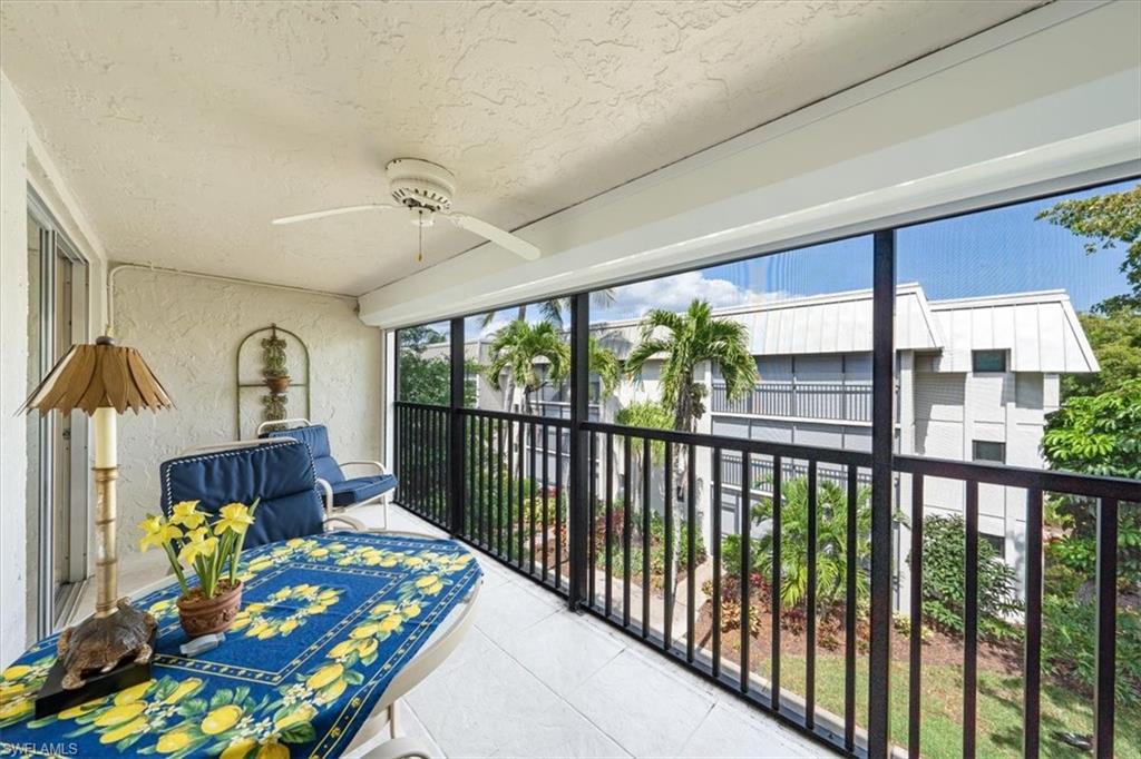 HIDDEN LAKE VILLAS - Residential Lease