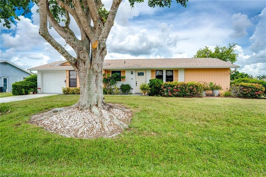 Prime Location!!! Welcome to Shenandoah Estates   one of South Naples Florida  most desired Communities. This wonderful  Corner  Lot Single Family Home has been nicely  updated, Roof 2013. features nearly  1,200 Sq. Ft of living space, 2 large  Bedrooms,  2 Full  updated Bathrooms with granite, new showers and 1 car garage.   Newer and updated  kitchen with self-close cabinets, newer granite countertops, newer stainless steel  appliances, newer light fixtures, newer window blinds,  and much more. Spacious Master Bedroom, large walk-in closet,  newer tile flooring in all living areas and new carpet in bedrooms . Step out through the sliders from the dining room  to the large screened lanai. 
Shenandoah Estates Community is centrally located and convenient to downtown, beaches, shopping, and schools. The Low HOA Fees include: Lawn maintenance, irrigation, cable, and internet, Don't miss out on purchasing a solid, "move in ready" home in a very desirable community.