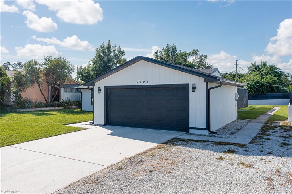 LEHIGH ACRES - Residential