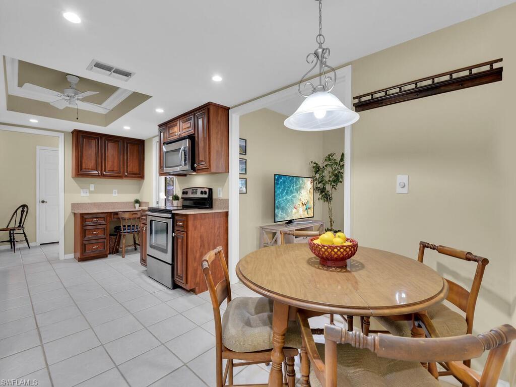 WHISKEY CREEK VILLAGE GREEN - Residential