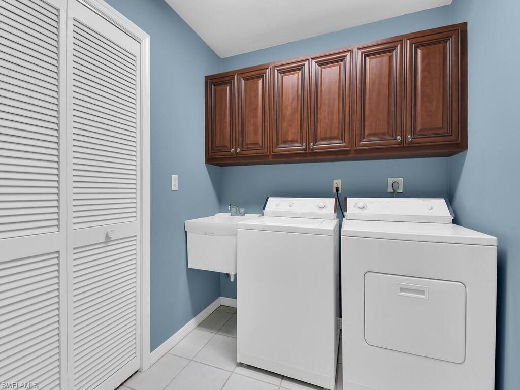 WHISKEY CREEK VILLAGE GREEN - Residential