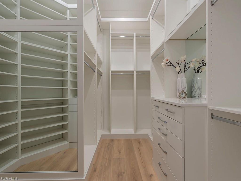 PARK SHORE - Residential