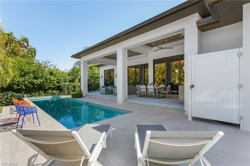 PARK SHORE - Residential