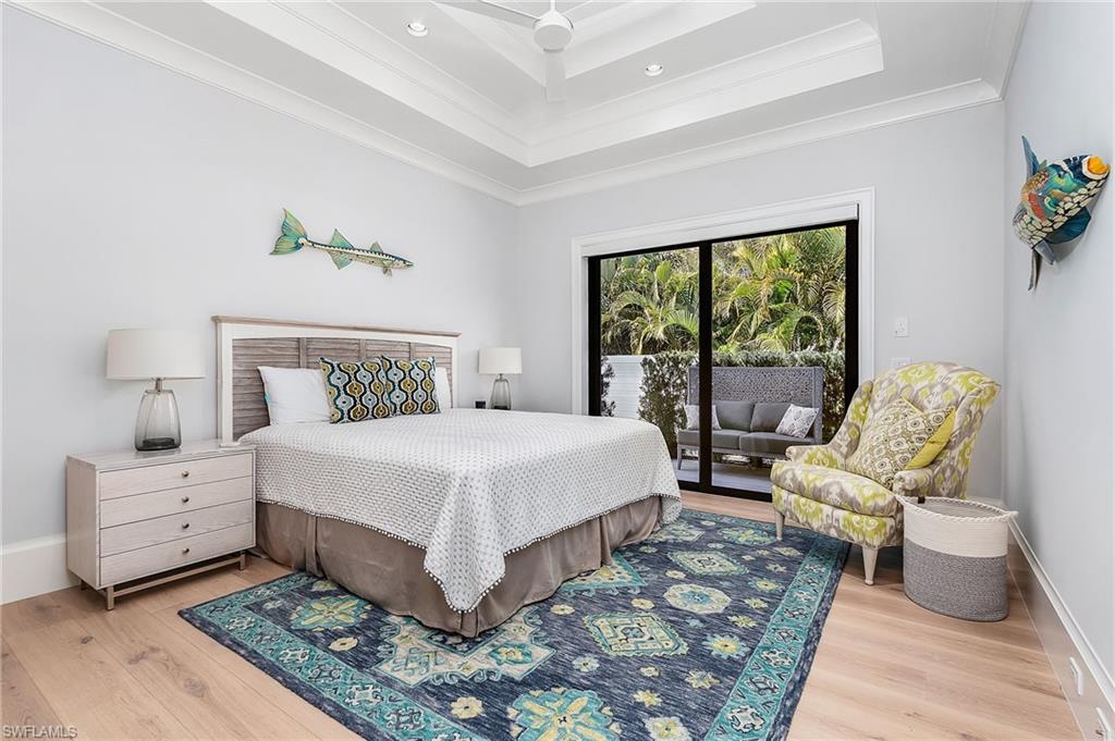 PARK SHORE - Residential