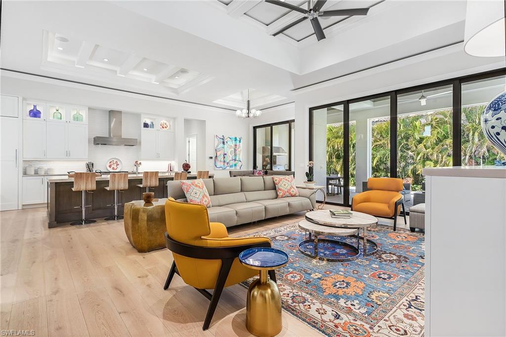 PARK SHORE - Residential