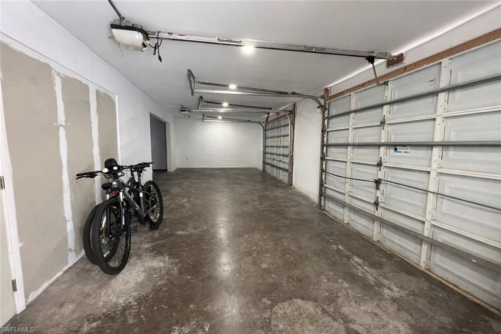 GOLDEN GATE ESTATES - Residential Lease