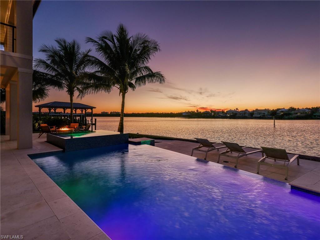 LITTLE HICKORY SHORES - Residential