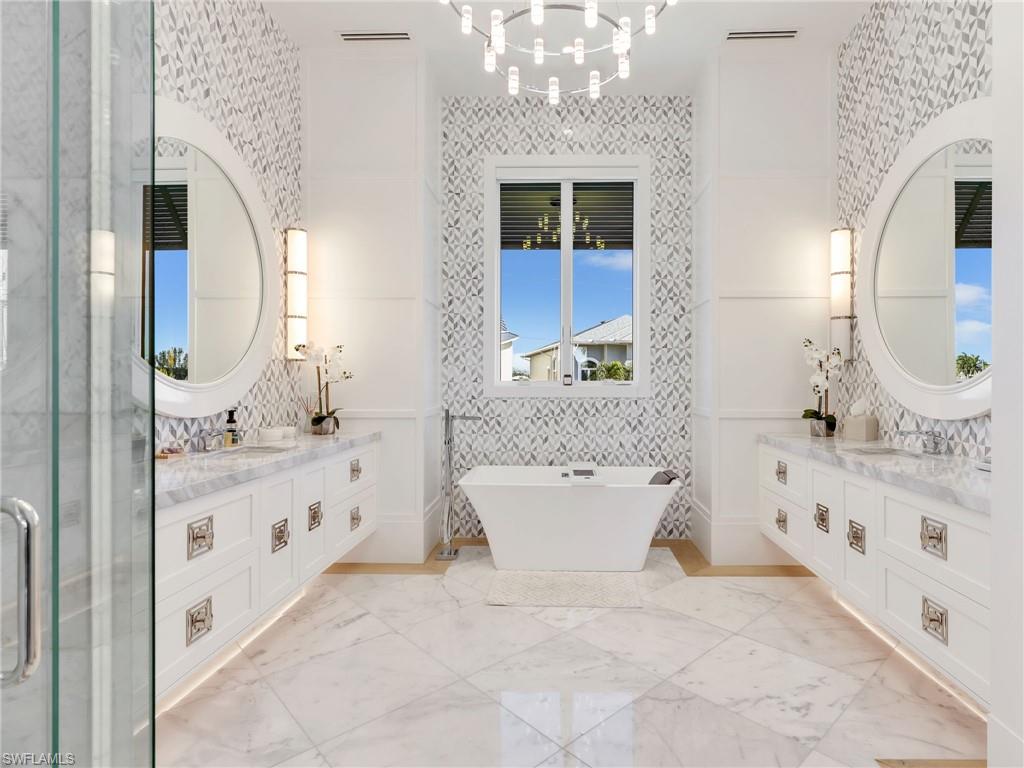 LITTLE HICKORY SHORES - Residential