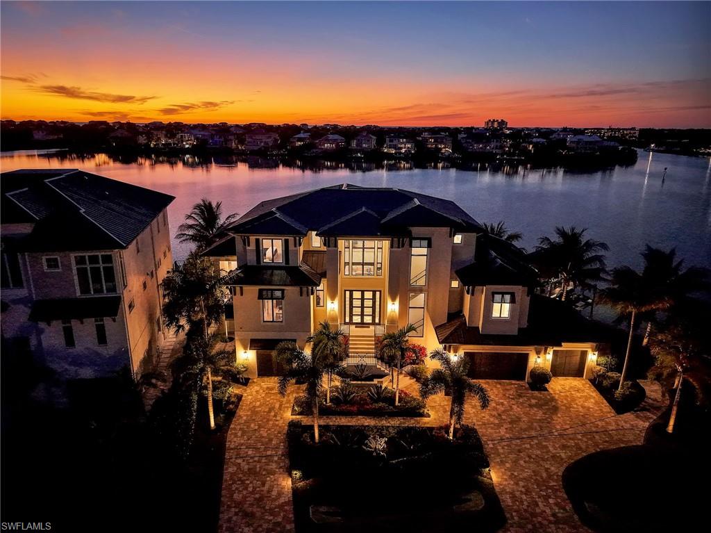 LITTLE HICKORY SHORES - Residential