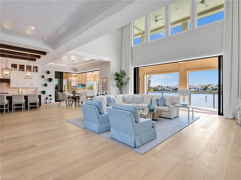 LITTLE HICKORY SHORES - Residential