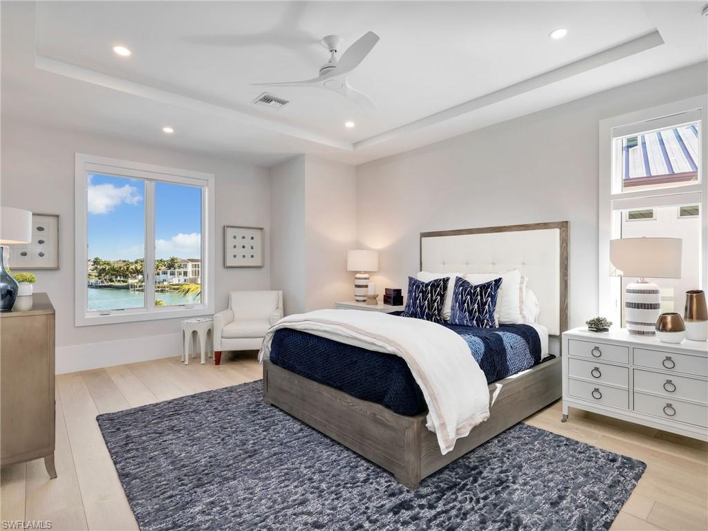 LITTLE HICKORY SHORES - Residential