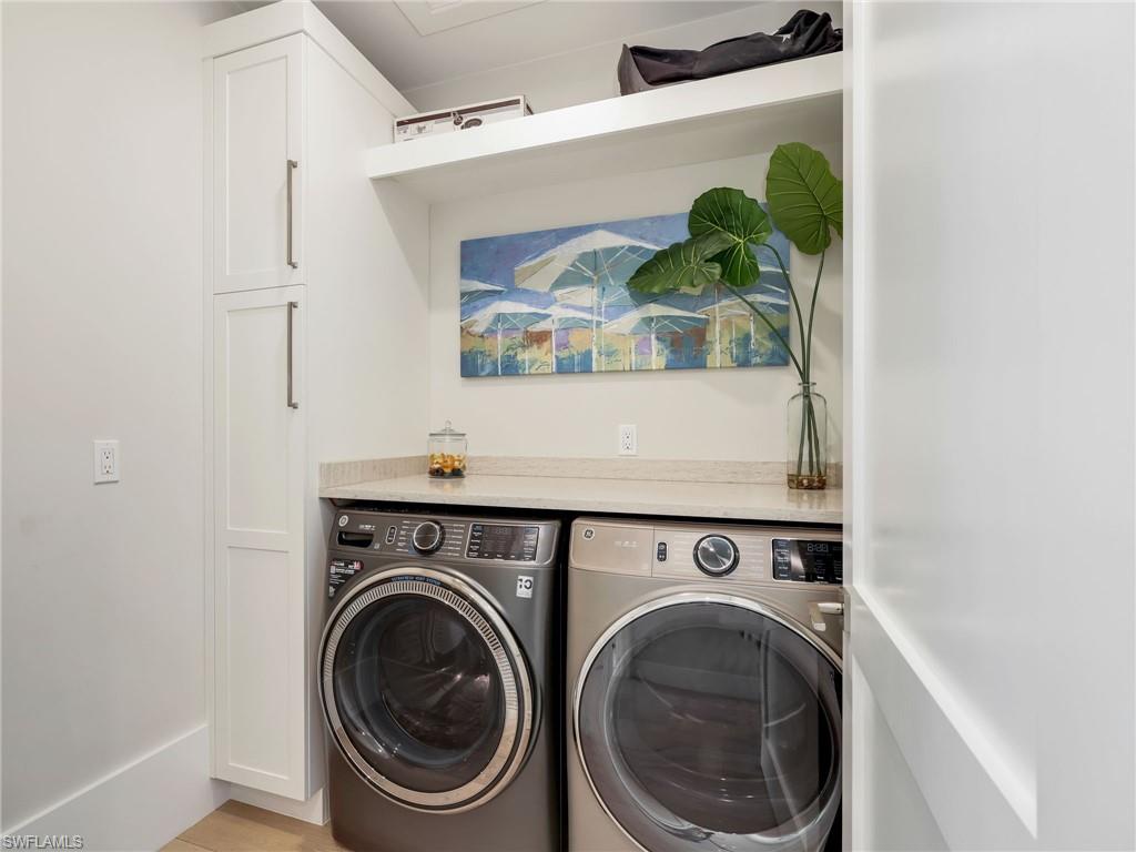 LITTLE HICKORY SHORES - Residential