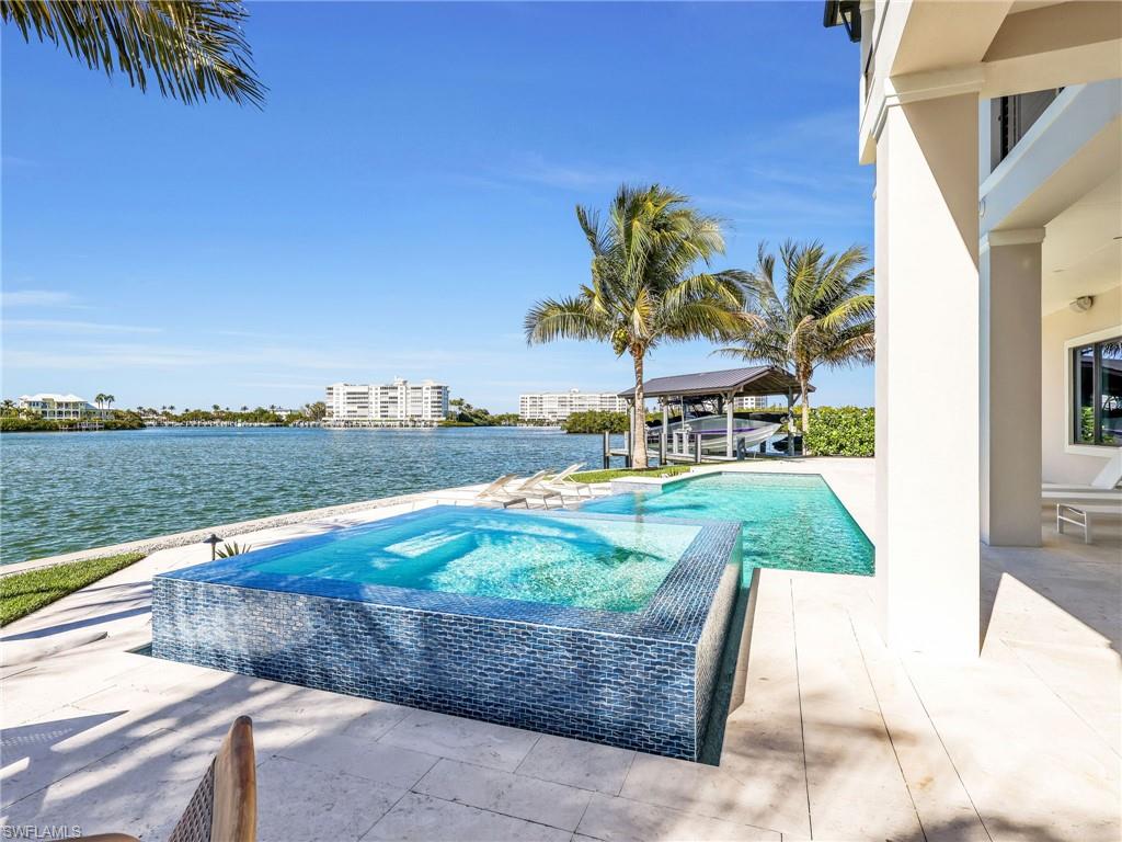 LITTLE HICKORY SHORES - Residential