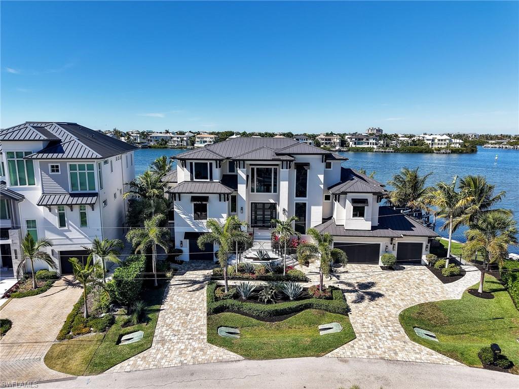 LITTLE HICKORY SHORES - Residential