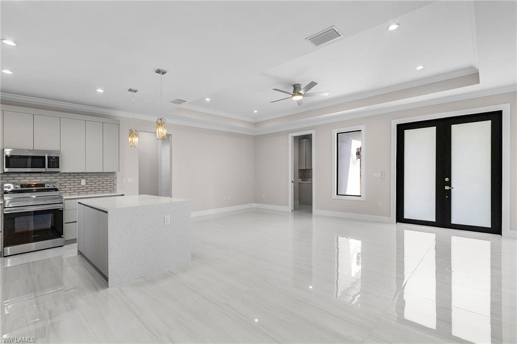 GOLDEN GATE ESTATES - Residential Lease