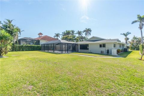 A home in NAPLES