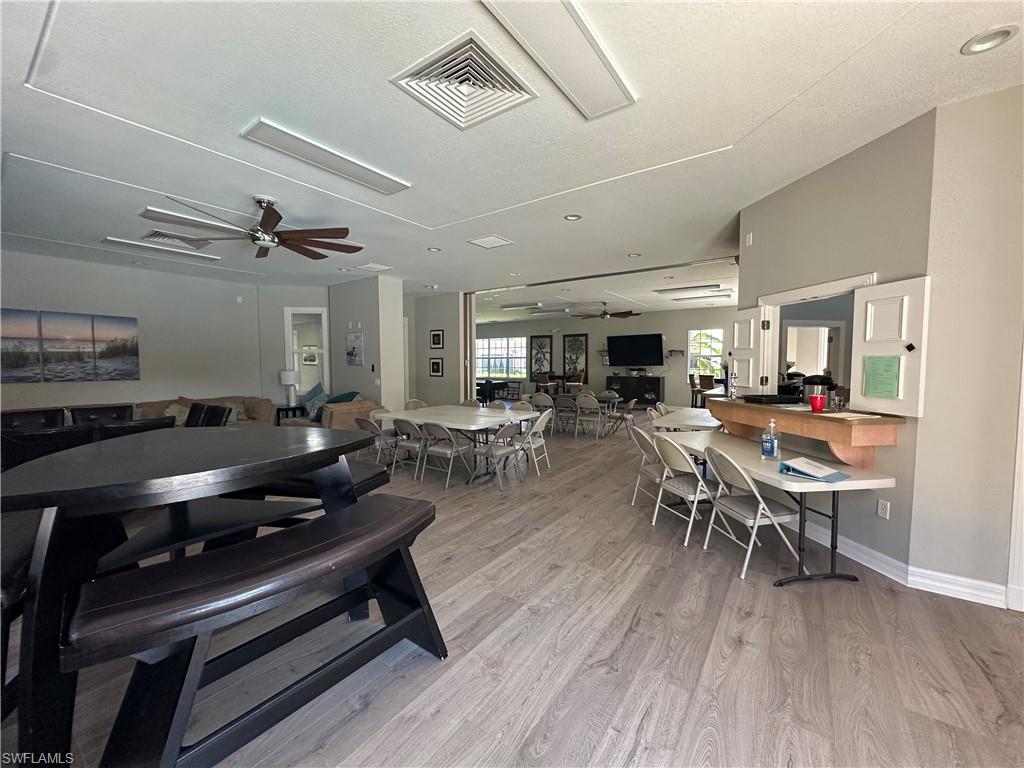 VAN LOON COMMONS - Residential Lease