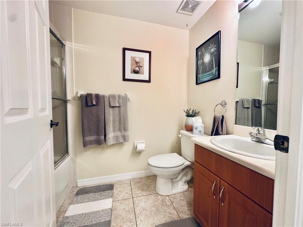 VAN LOON COMMONS - Residential Lease