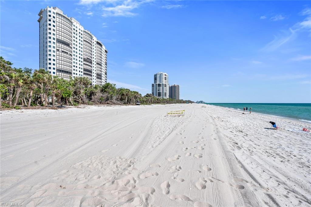 REMINGTON AT BAY COLONY - Residential