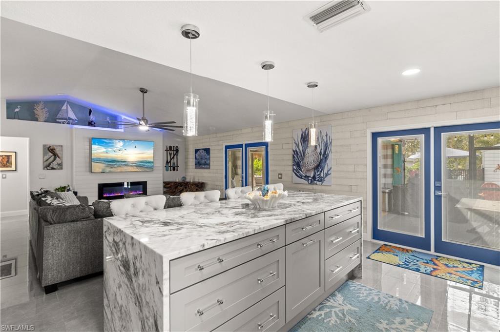 GULF COVE - Residential