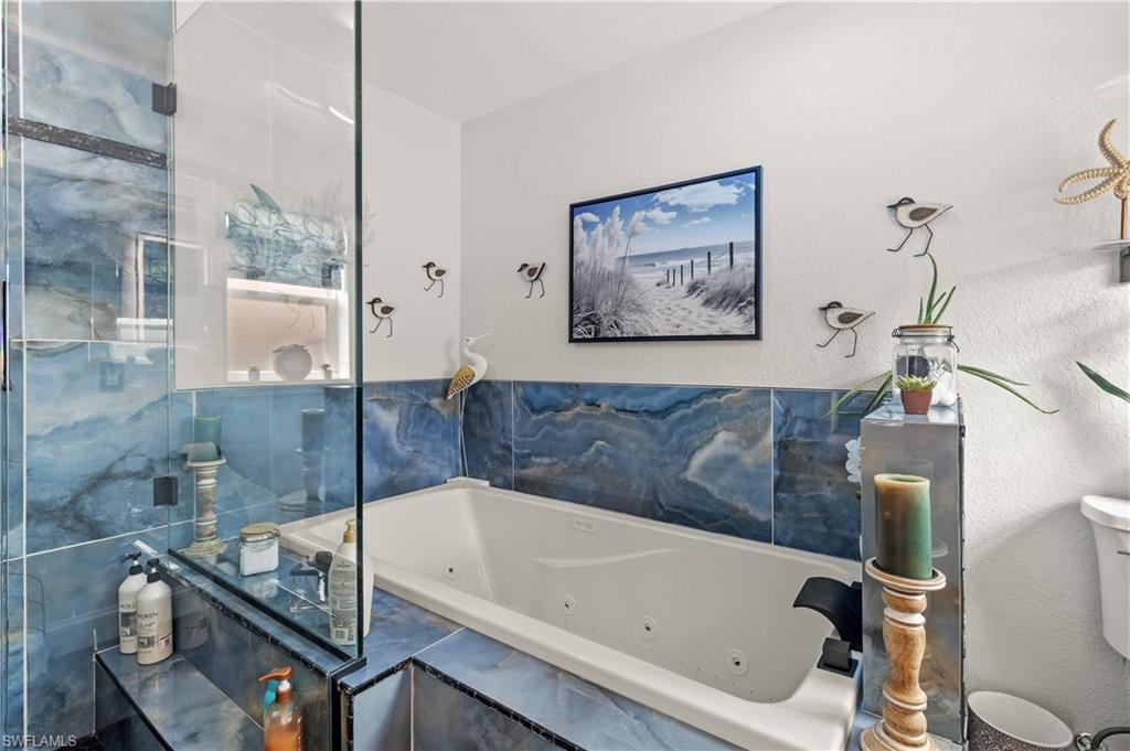 GULF COVE - Residential